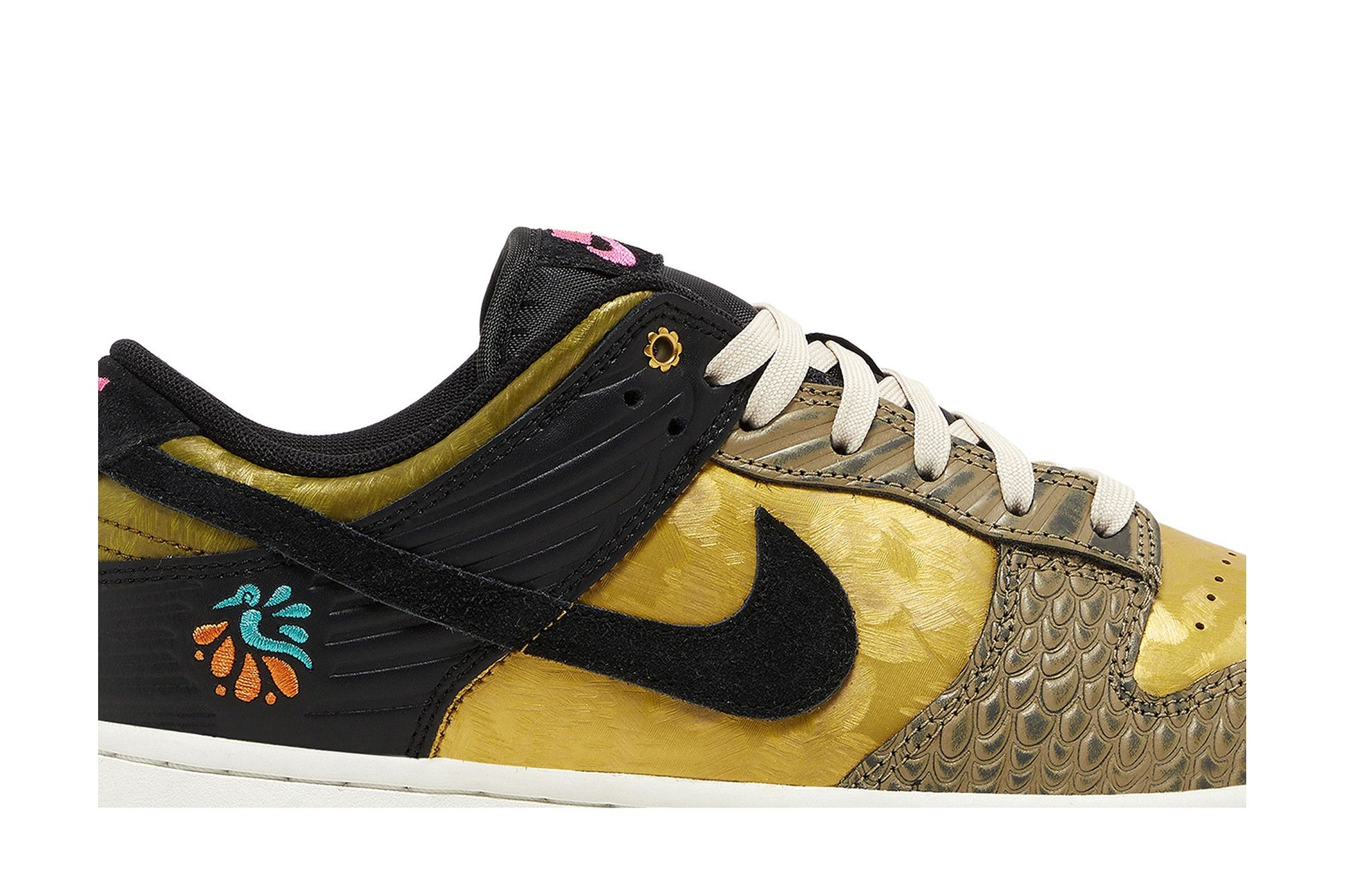 Nike Dunk Low PRM Familia