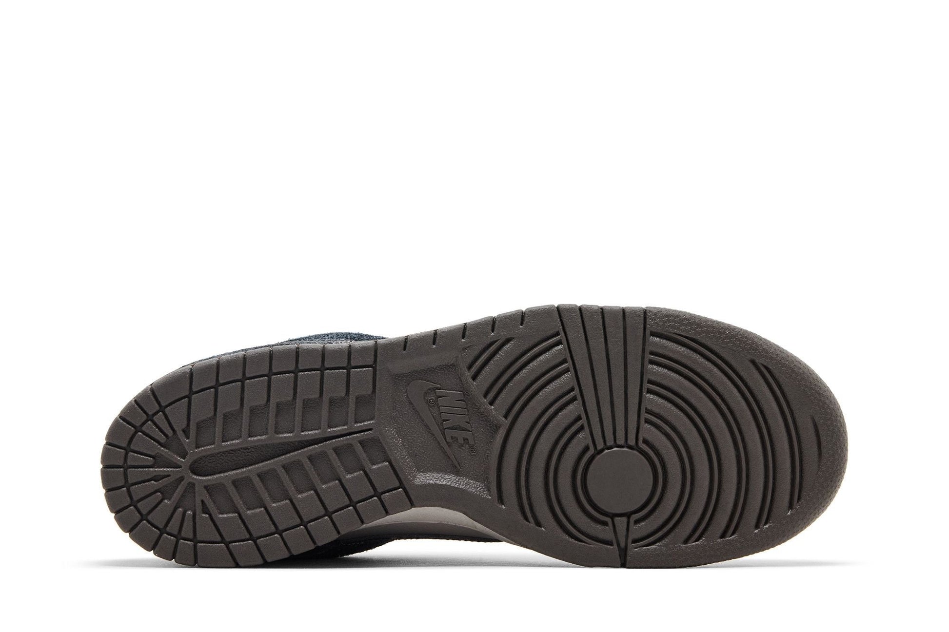 Nike Dunk Low Retro NYC CBGB