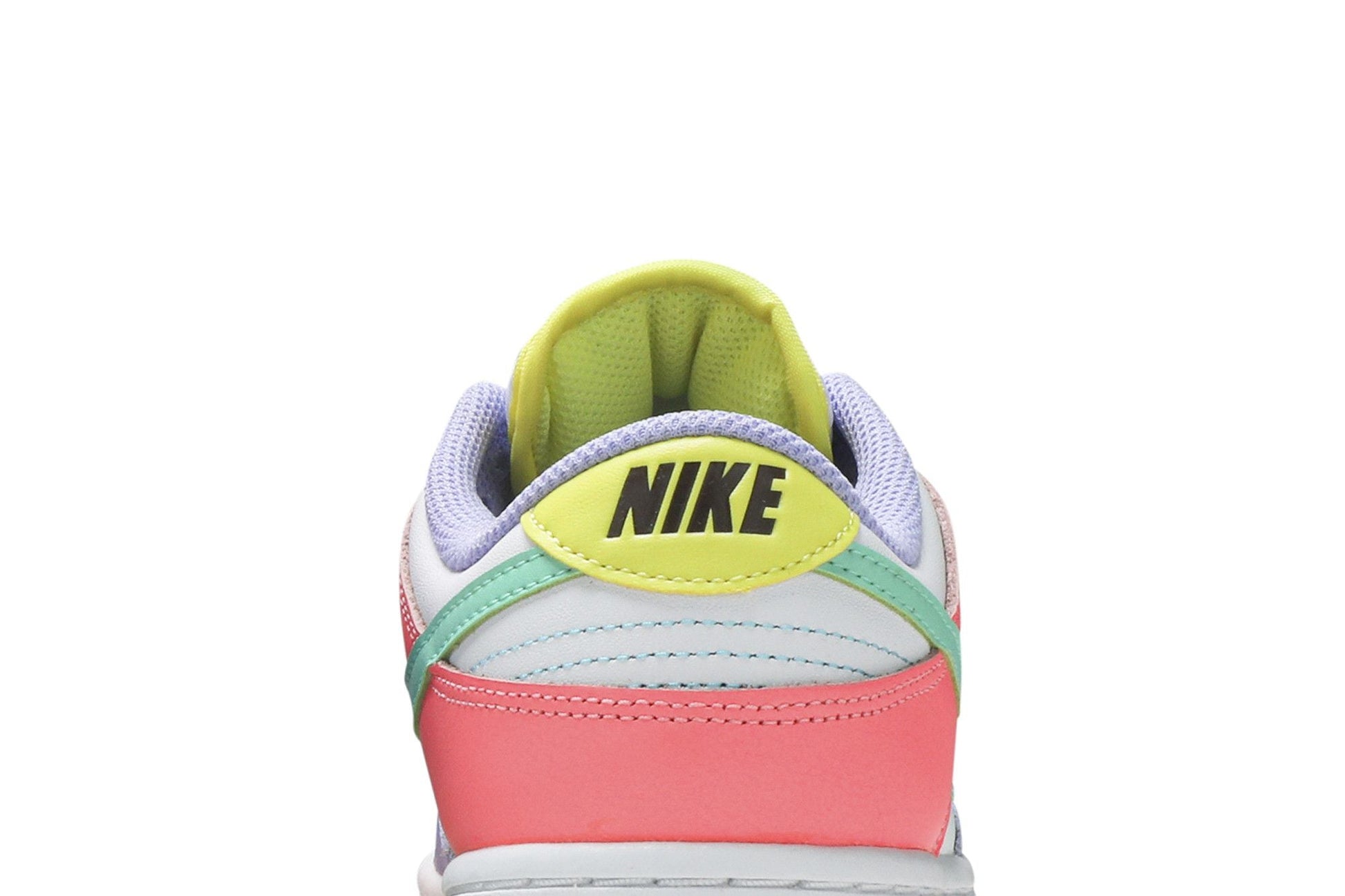 Nike Dunk Low SE Easter
