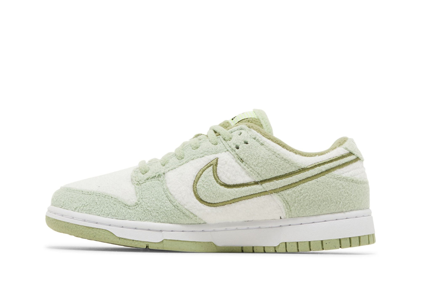 Nike Dunk Low SE Fleece Green