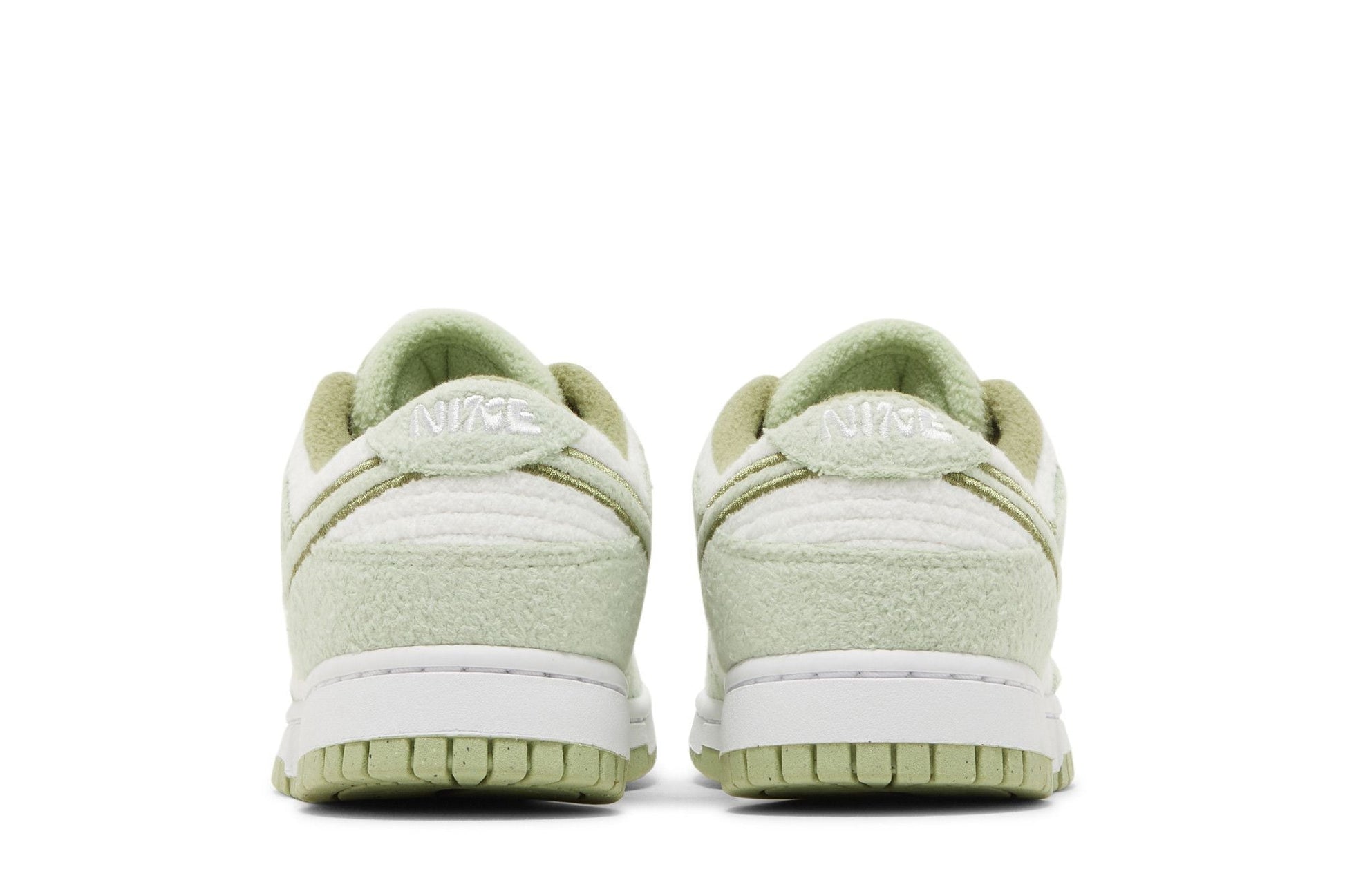 Nike Dunk Low SE Fleece Green