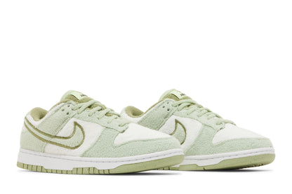 Nike Dunk Low SE Fleece Green