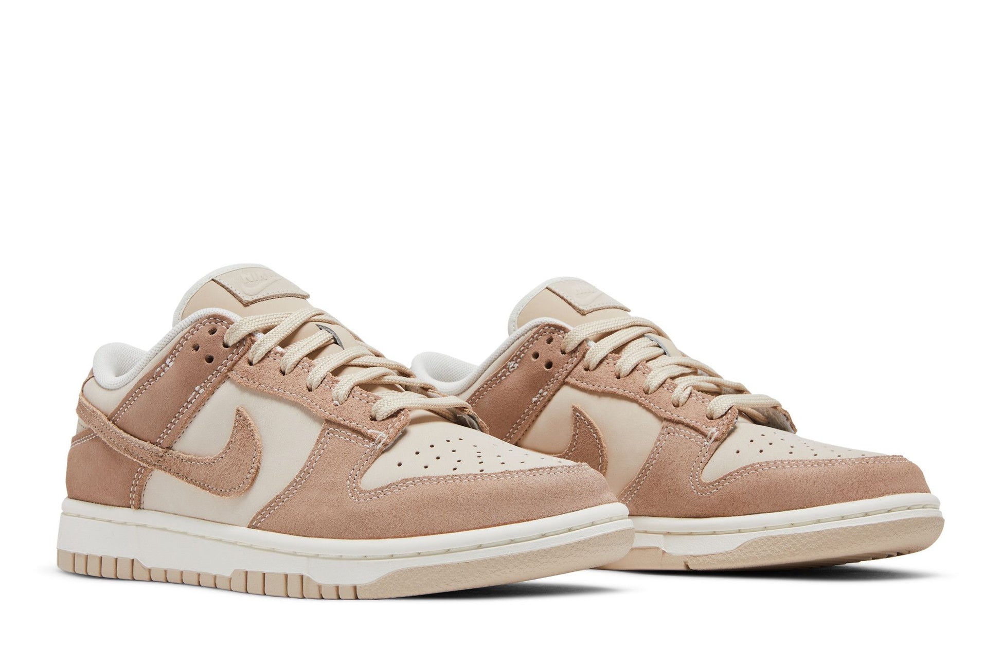 Nike Dunk Low SE Sanddrift