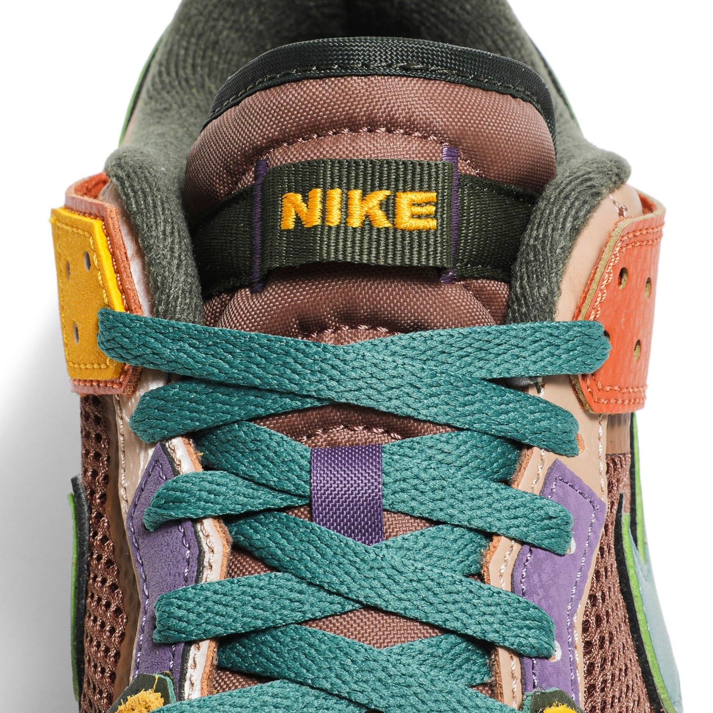 Nike Dunk Low Scrap Archeo Brown