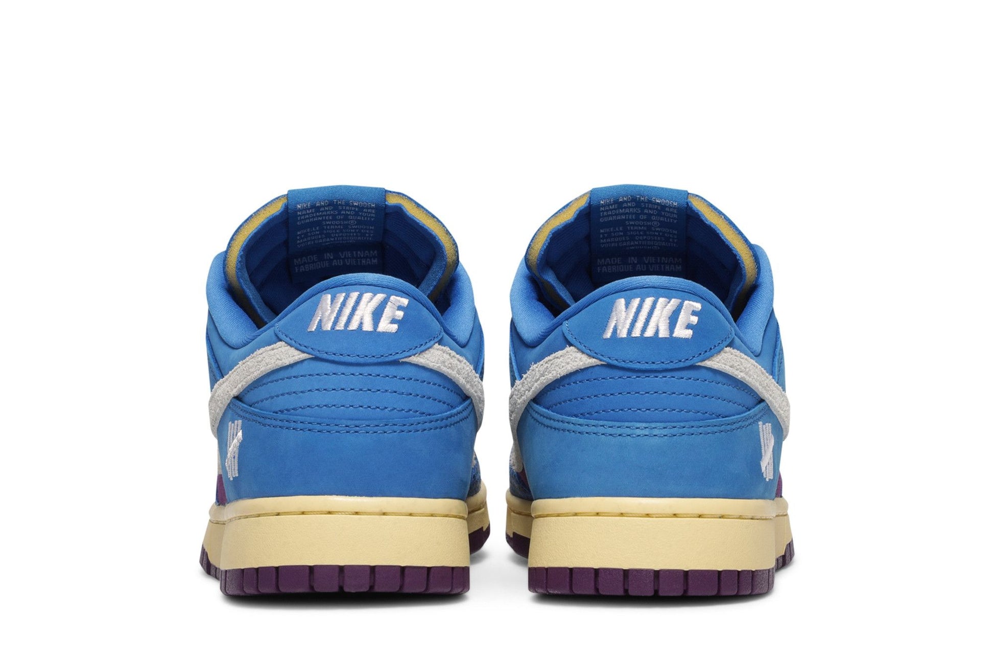 Nike Dunk Low Undefeated 5 On It