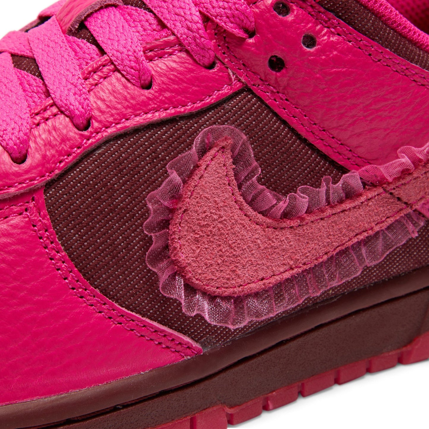 Nike Dunk Low Valentines Day (2022)