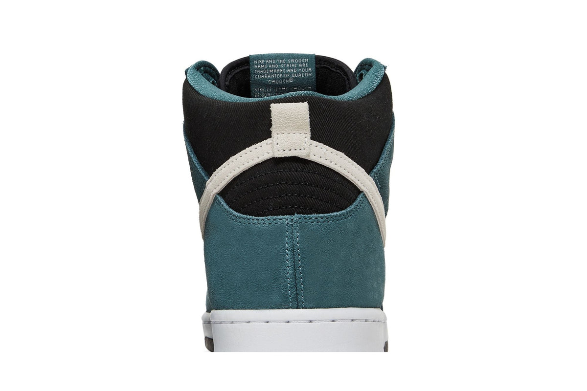 Nike Nike SB Dunk High Green Suede