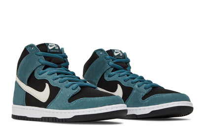 Nike Nike SB Dunk High Green Suede