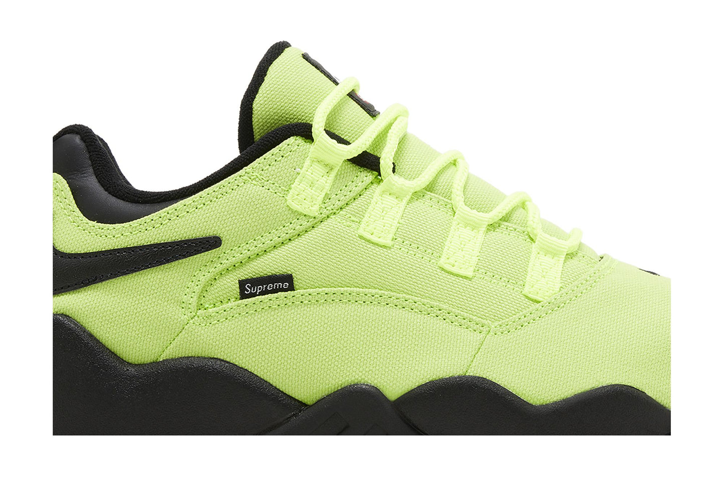 Nike SB Darwin Low Supreme Volt