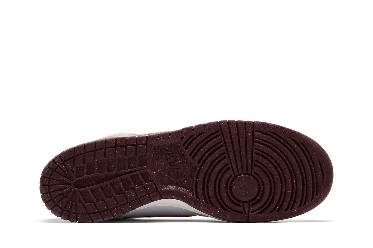Nike SB Dunk High Pro Beyond