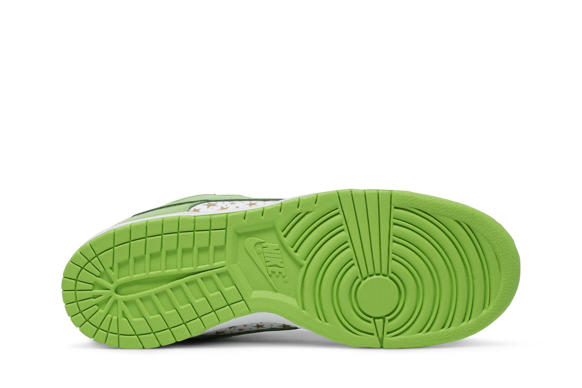 Nike SB Dunk Low Supreme Stars Mean Green (2021)