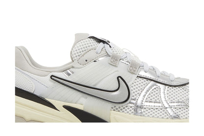 Nike V2K Run Metallic Silver