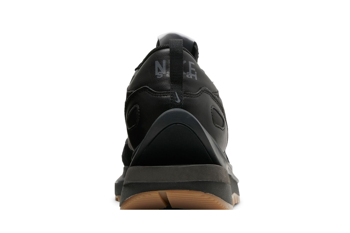 Nike Vaporwaffle Sacai Black Gum
