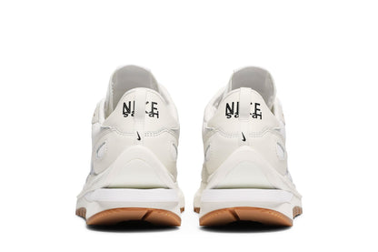 Nike Vaporwaffle Sacai Sail Gum