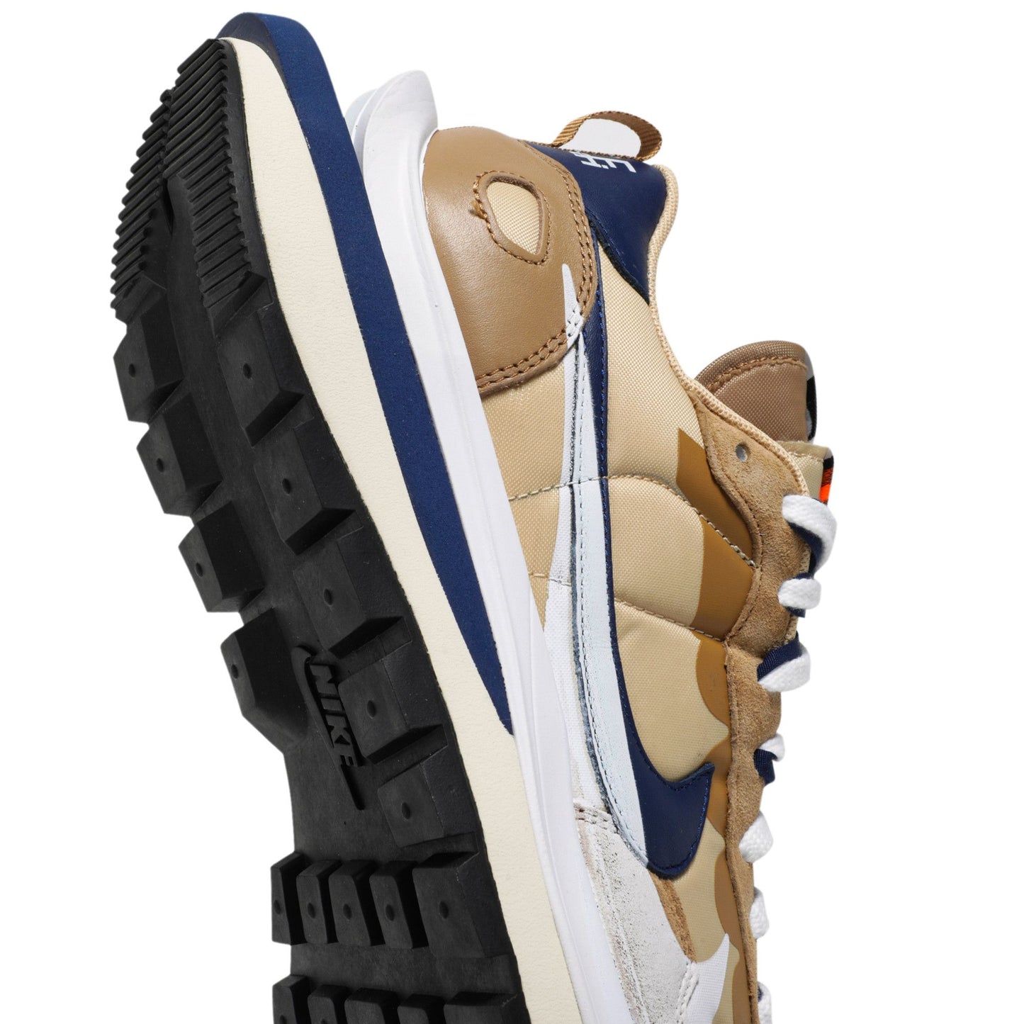 Nike Vaporwaffle Sacai Tan Navy
