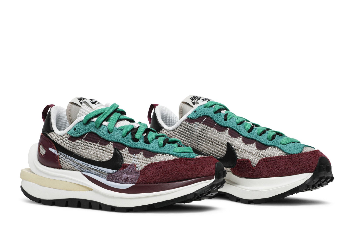 Nike Vaporwaffle Sacai Villain Red Neptune Green