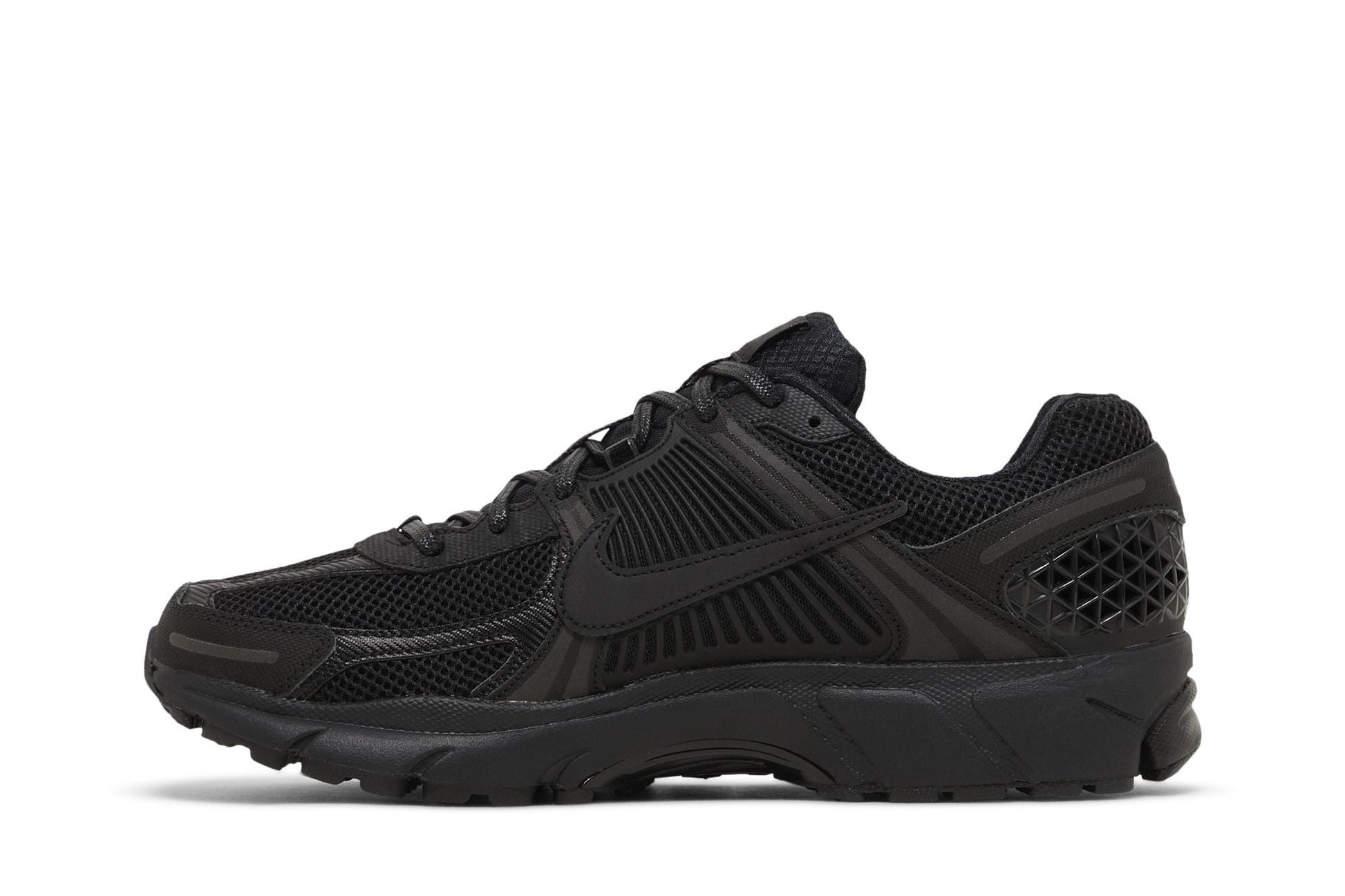 Nike Vomero 5 Triple Black