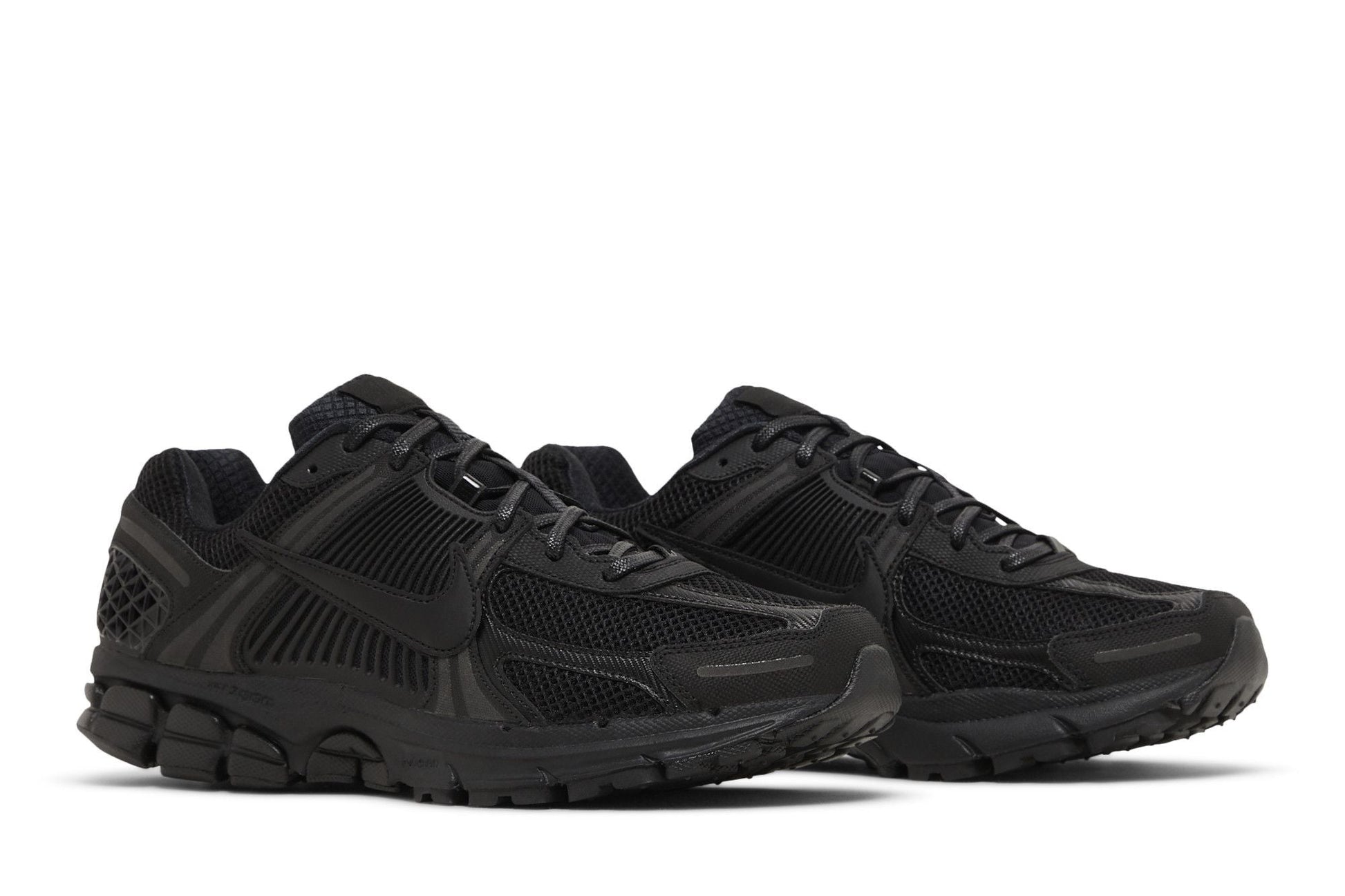 Nike Vomero 5 Triple Black