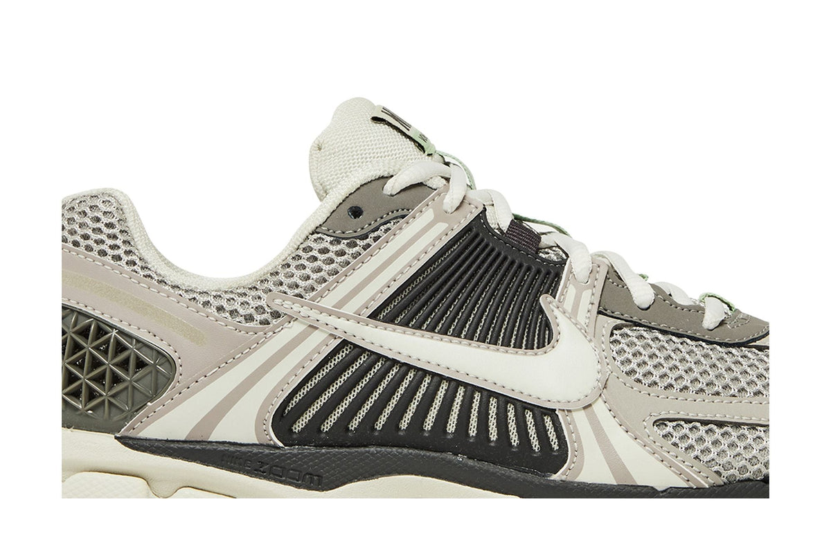 Nike Zoom Vomero 5 Cobblestone