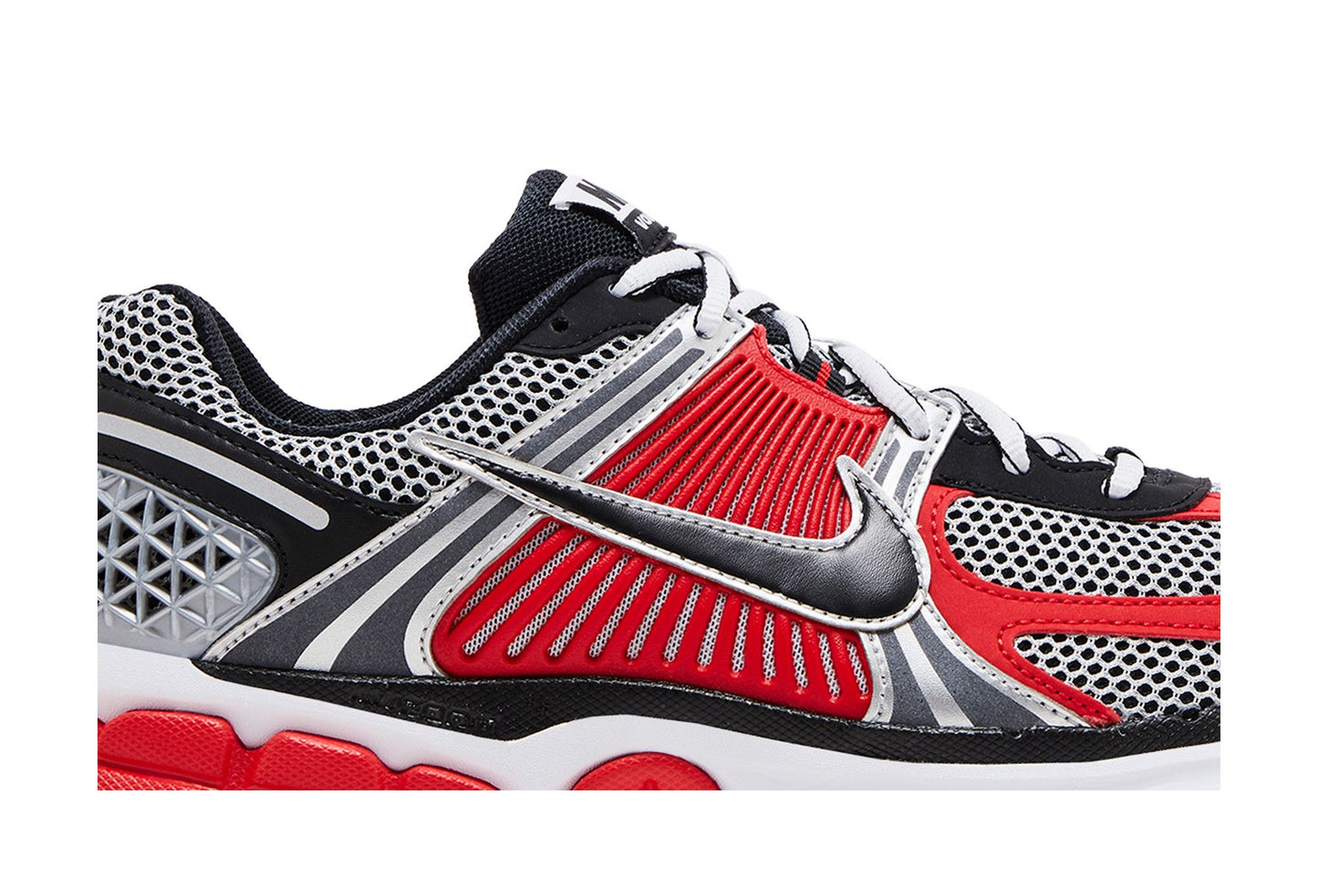 Nike Zoom Vomero 5 Metallic Silver University Red