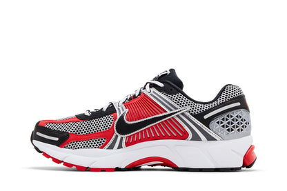 Nike Zoom Vomero 5 Metallic Silver University Red