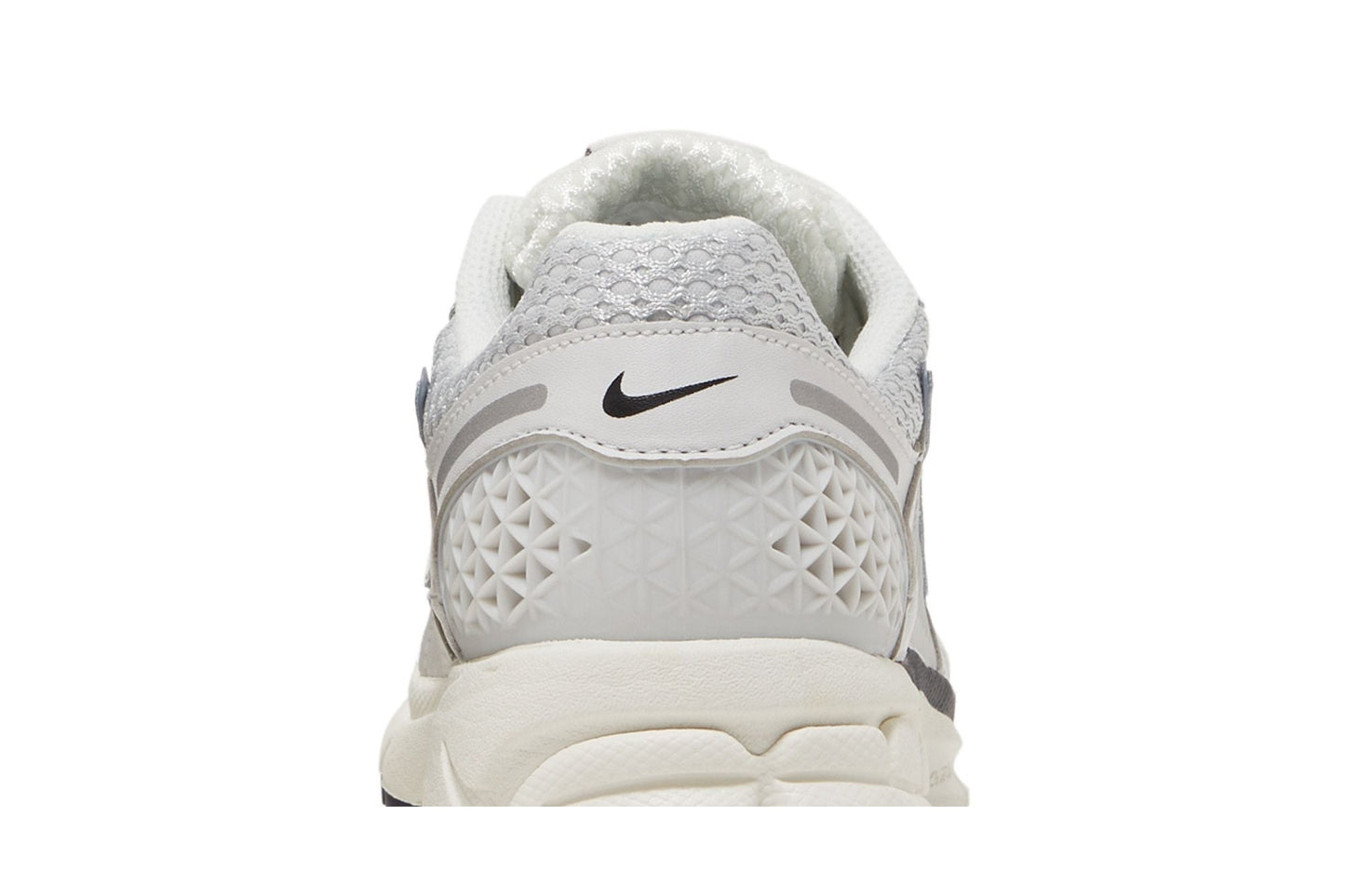 Nike Zoom Vomero 5 Photon Dust Metallic Silver