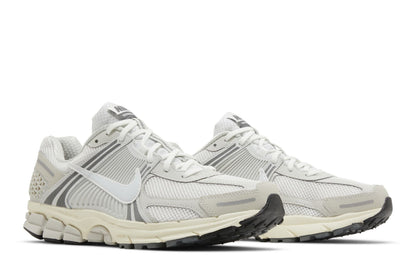 Nike Zoom Vomero 5 Platinum Tint