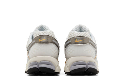 Nike Zoom Vomero 5 Platinum Tint Metallic Gold