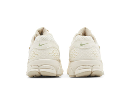 Nike Zoom Vomero 5 Sail Light Orewood Brown