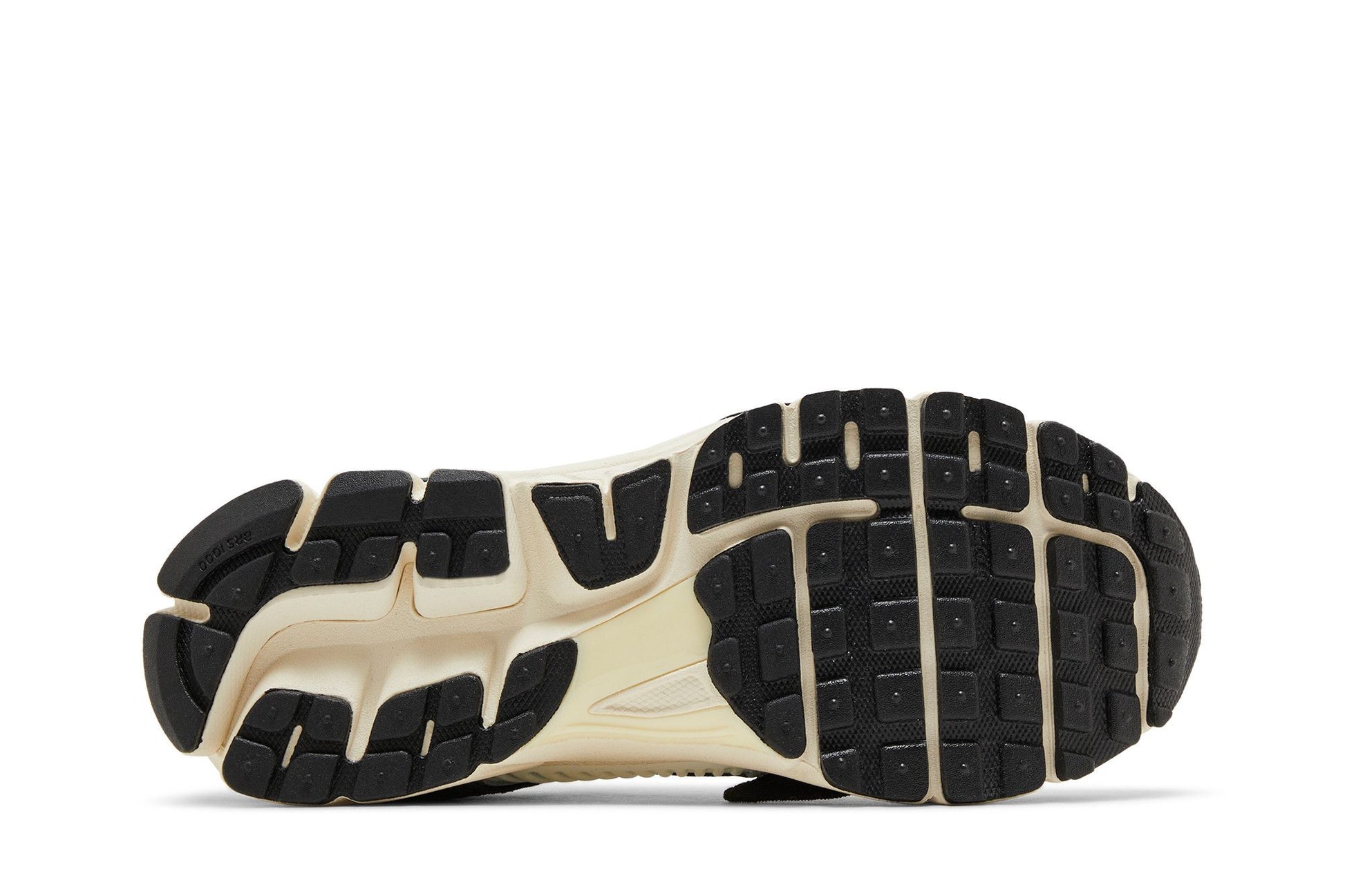 Nike Zoom Vomero 5 Timeless Panda Dunk