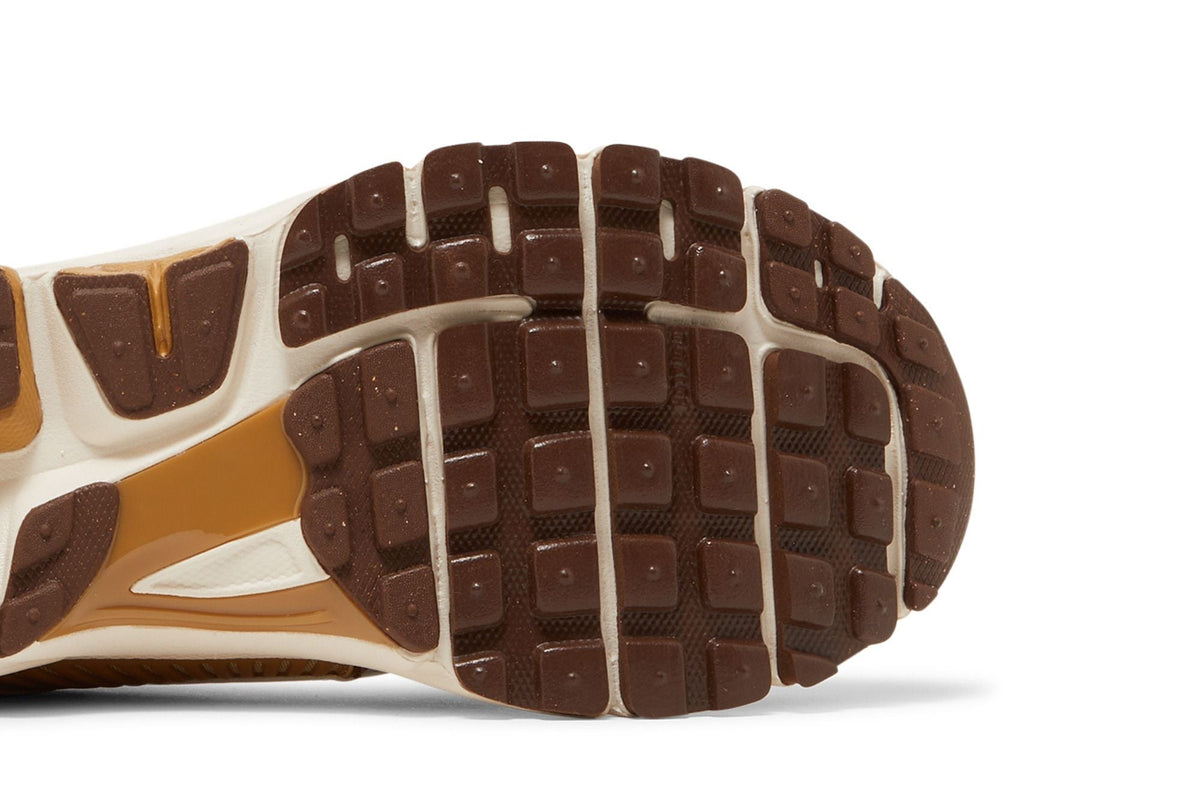 Nike Zoom Vomero 5 Wheat Grass Cacao Wow