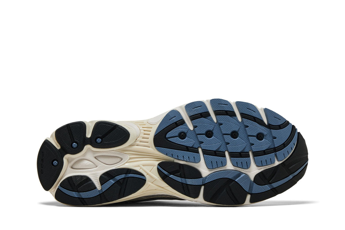Saucony ProGrid Omni 9 Tomorrow, Meet Yesterday Pack Blue