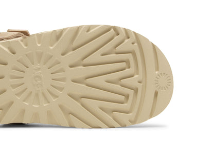 UGG Goldenstar Clog Driftwood