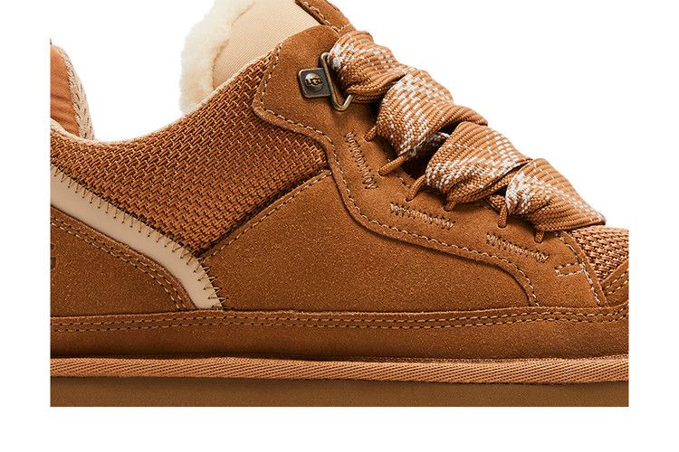 UGG Lowmel Chestnut