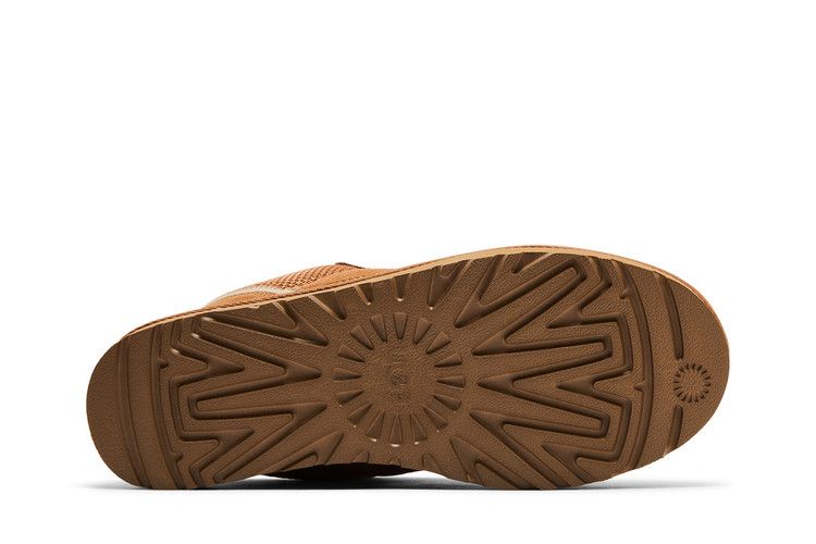 UGG Lowmel Chestnut