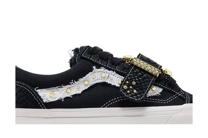 Vans Premium Old Skool 36 Metagirl Buckle Black White