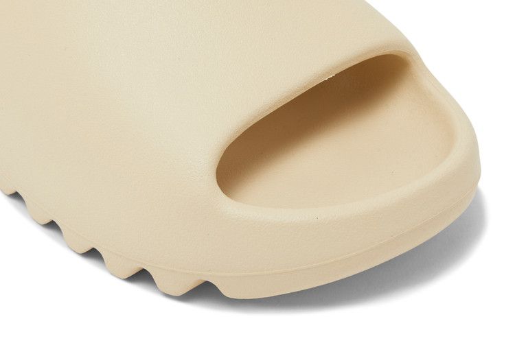 Yeezy Slide Bone (Restock Pair)