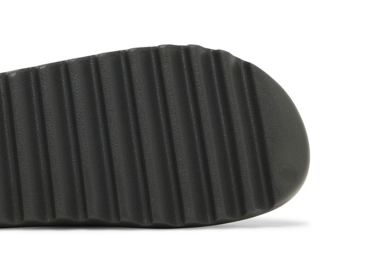 Yeezy Slide Dark Onyx