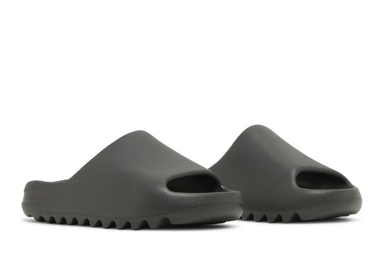 Yeezy Slide Dark Onyx
