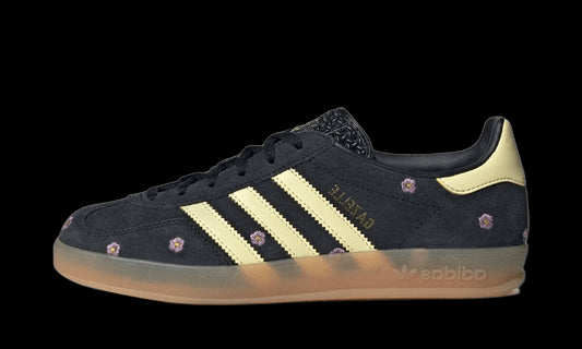 Gazelle Indoor Core Black Almost Yellow Floral - IF4490