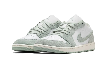 Air Jordan Air Jordan 1 Low SE White Seafoam - FN9137-131