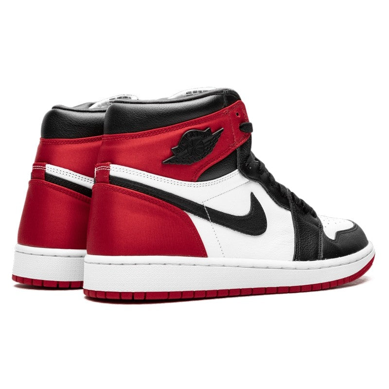 Air Jordan 1 Retro High Satin Black Toe