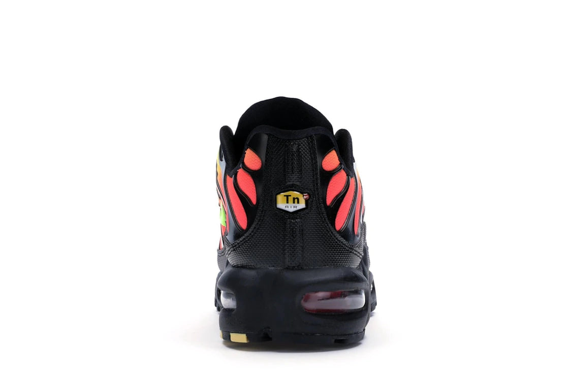 Air Max Plus Black Volt Solar Red - AQ9979-001