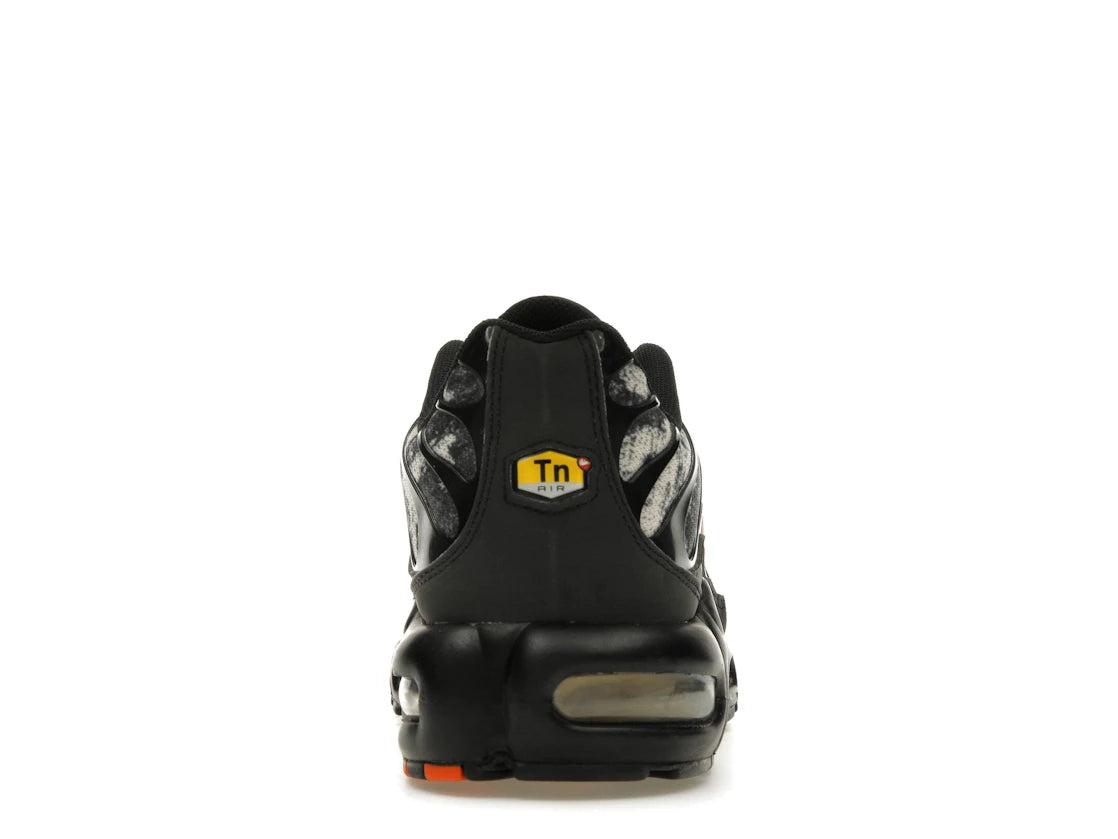 Air Max Plus Camo Black Safety Orange - FV6913-001