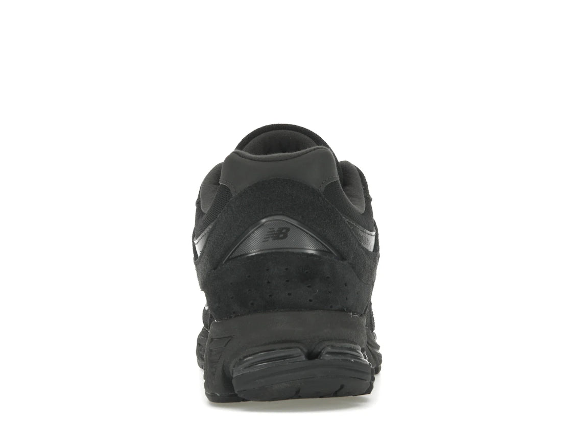 2002R Triple Black Suede - U2002RBL