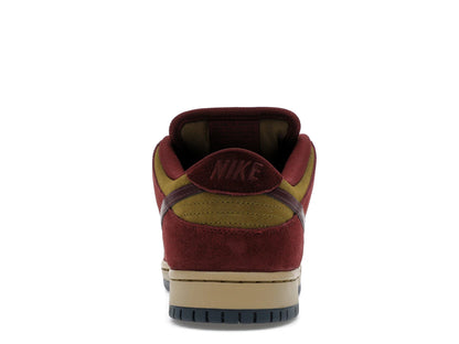 SB Dunk Low Dark Team Red Olive Flak - HQ1625-600