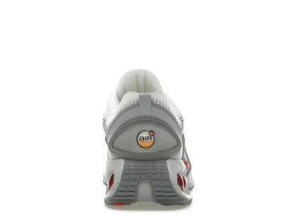 Air Max Dn SE Light Smoke Grey White Smoke Grey University Red - HQ4567-001