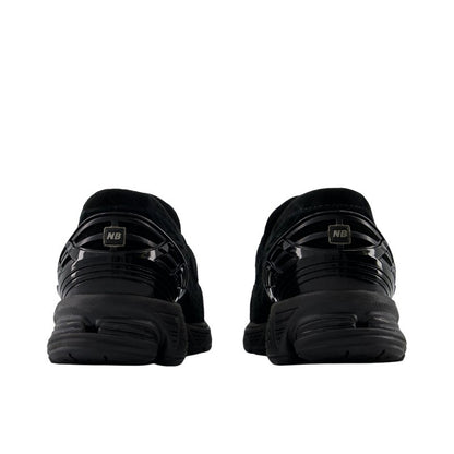 1906L Black Suede