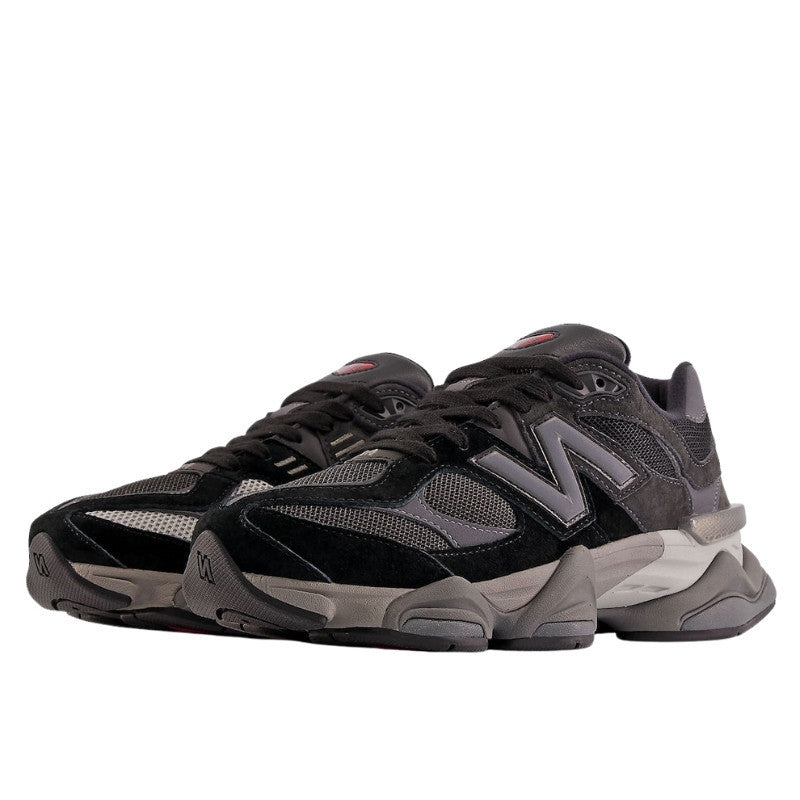 9060 Black Castlerock