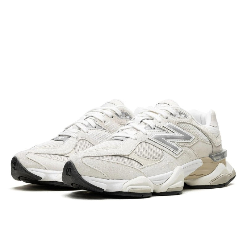 9060 Sea Salt Moonbeam